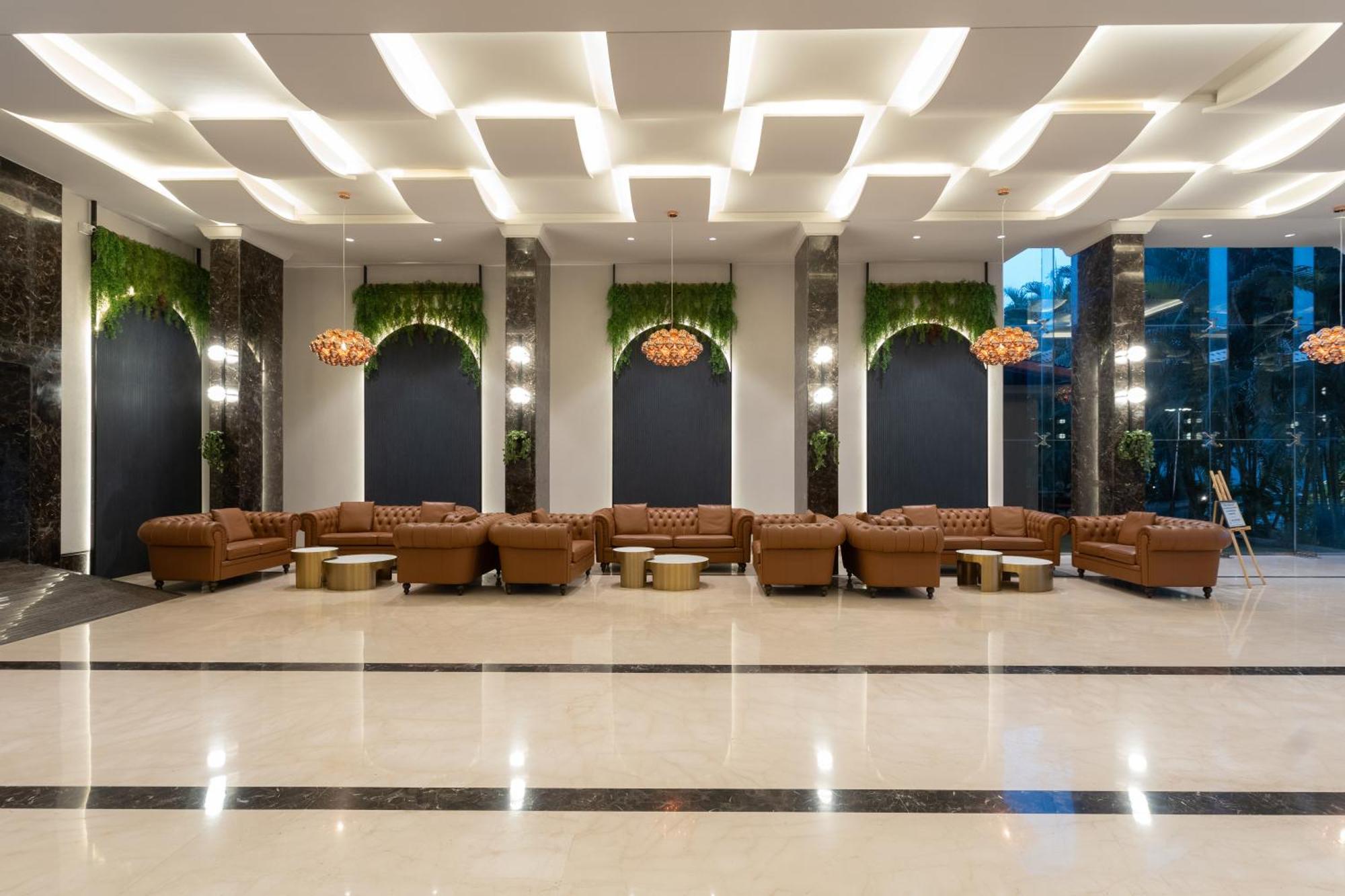 Treat Resort Silvassa Buitenkant foto